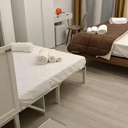 Le Stanze In Centro Гостевой дом Неаполь